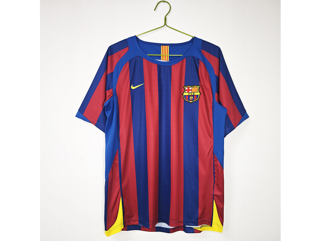 Barcelona 2005/06 (Home Kit) 1