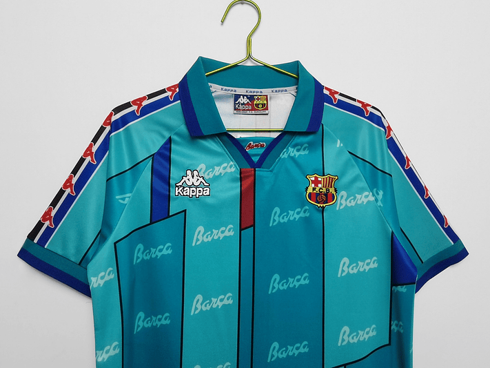 Barcelona 1995/97 (Away Kit) 9