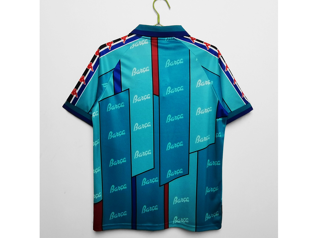 Barcelona 1995/97 (Away Kit) 11