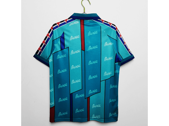 Barcelona 1995/97 (Away Kit) 11