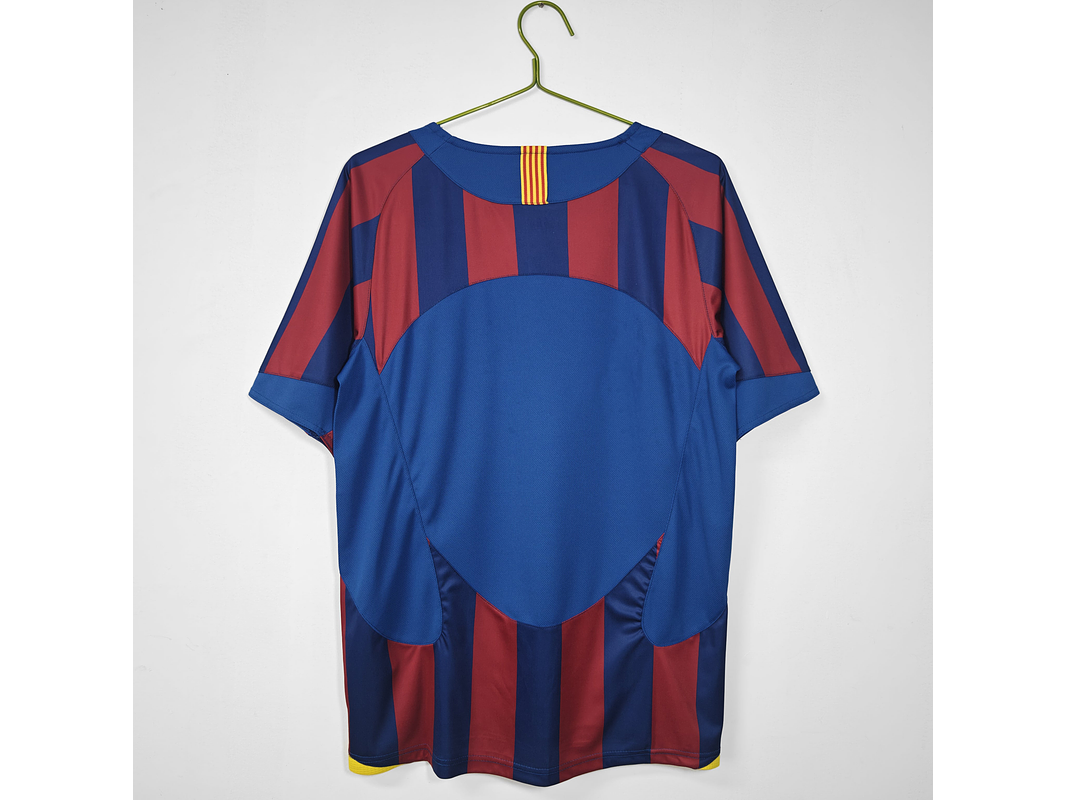 Barcelona 2005/06 (Home Kit) 5