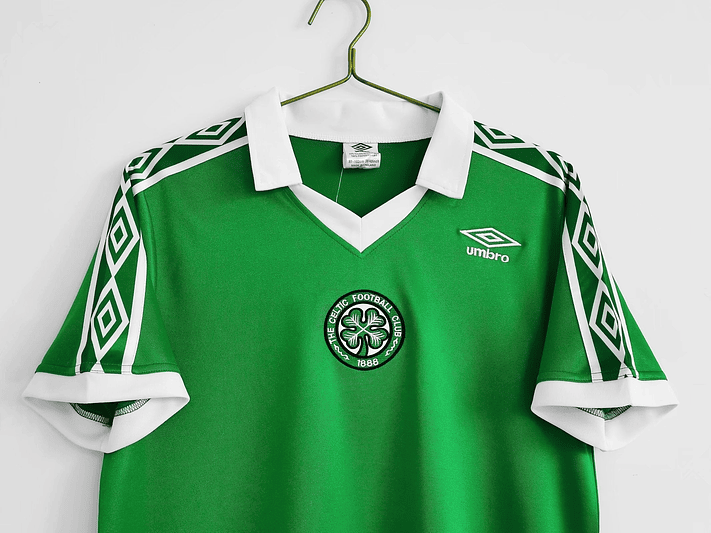 Celtic 1982/83 (Away Kit) 7