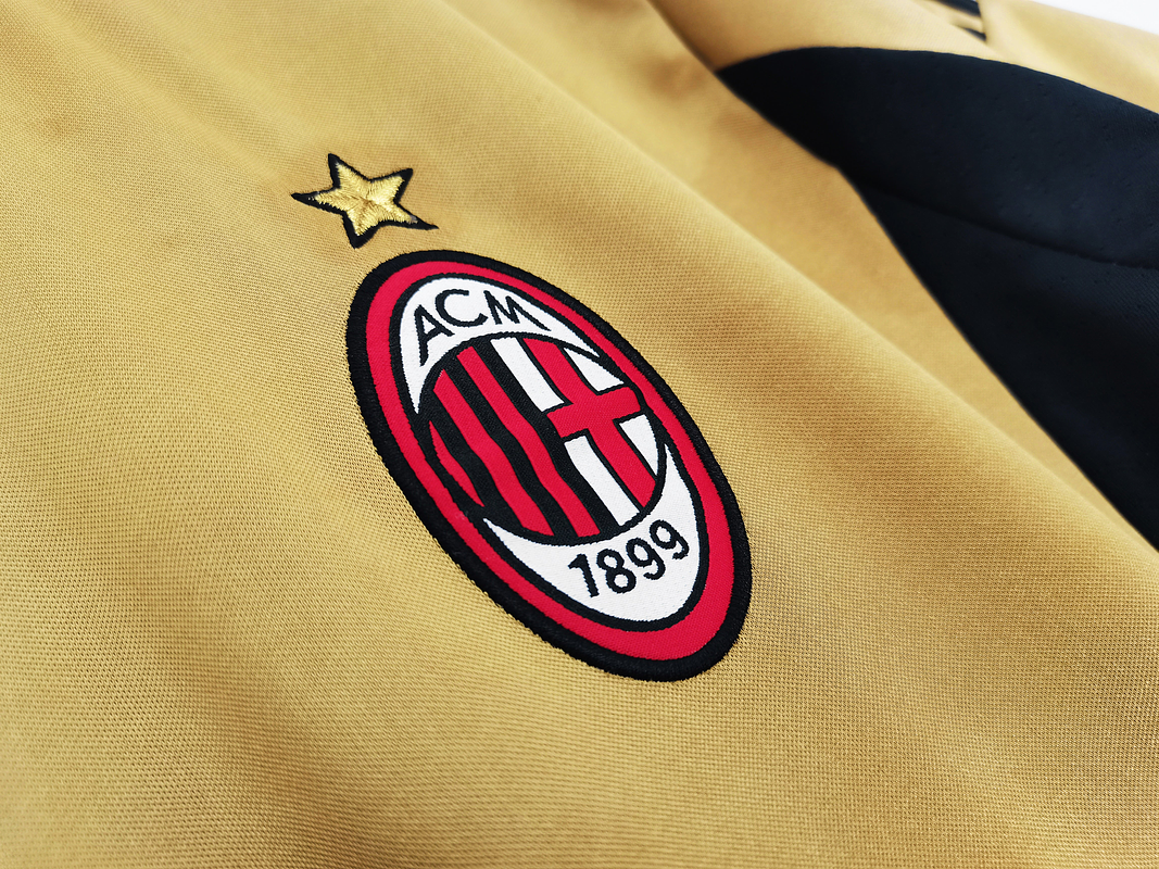 AC Milan 2013/14 (Third Kit) 3