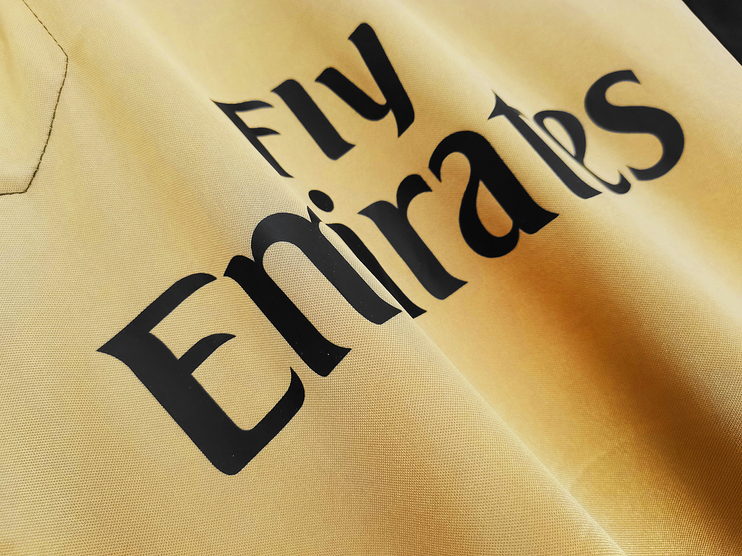 AC Milan 2013/14 (Third Kit) 4