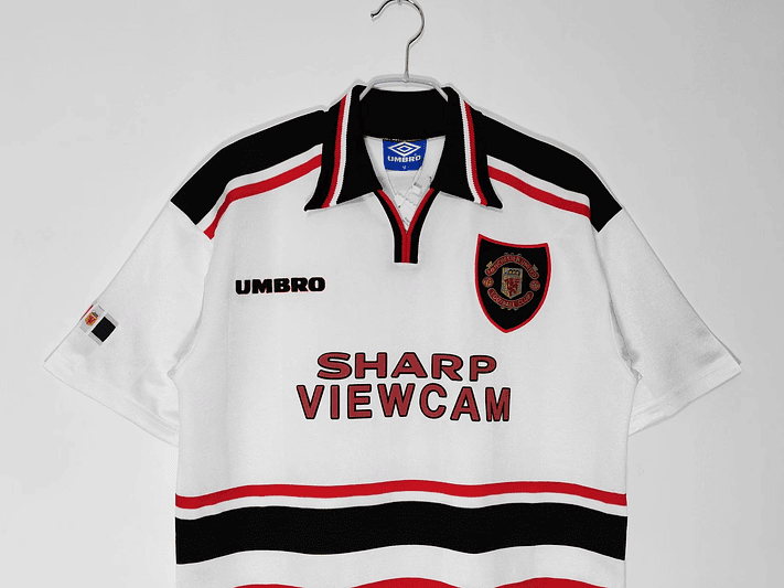 Manchester United 1998/99 (Away Kit) 2