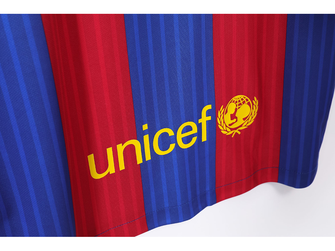 Barcelona 2016/17 (Home Kit) 11