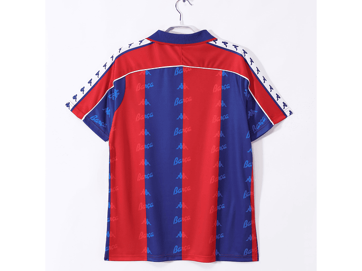 Barcelona 1992/95 (Home Kit) 4