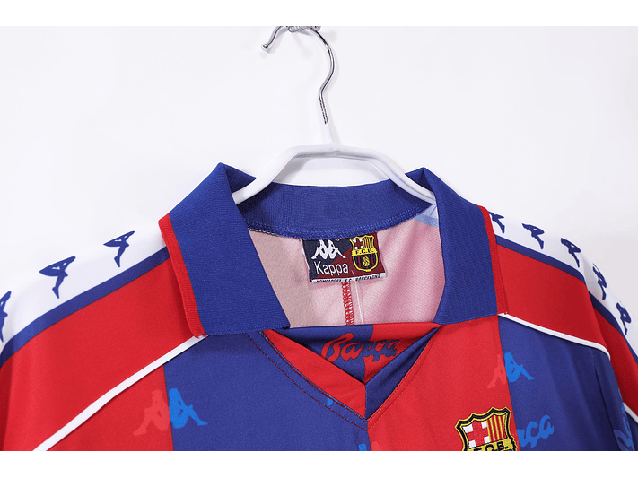 Barcelona 1992/95 (Home Kit) 7