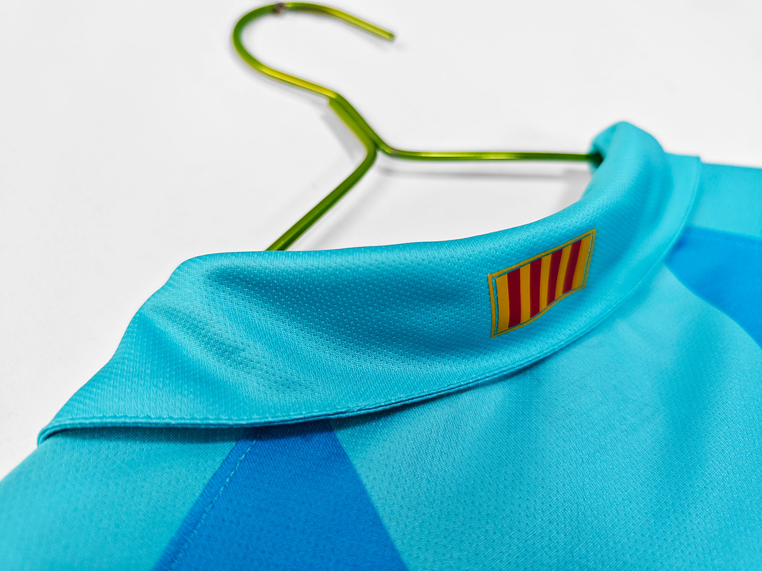 Barcelona 2007/08 (Away Kit) 12