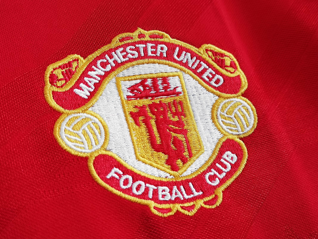 Manchester United 1986/88 (Home Kit - Long Sleeve) 5