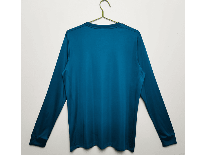 Real Madrid 2017/18 (Third Kit – Long Sleeve) 7