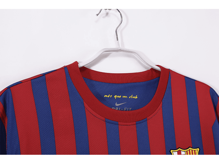 Barcelona 2011/12 (Home Kit) 4