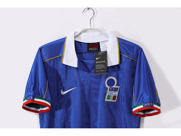 Italia 1995 (Home Kit) 6