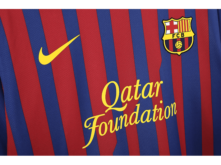 Barcelona 2011/12 (Home Kit) 6