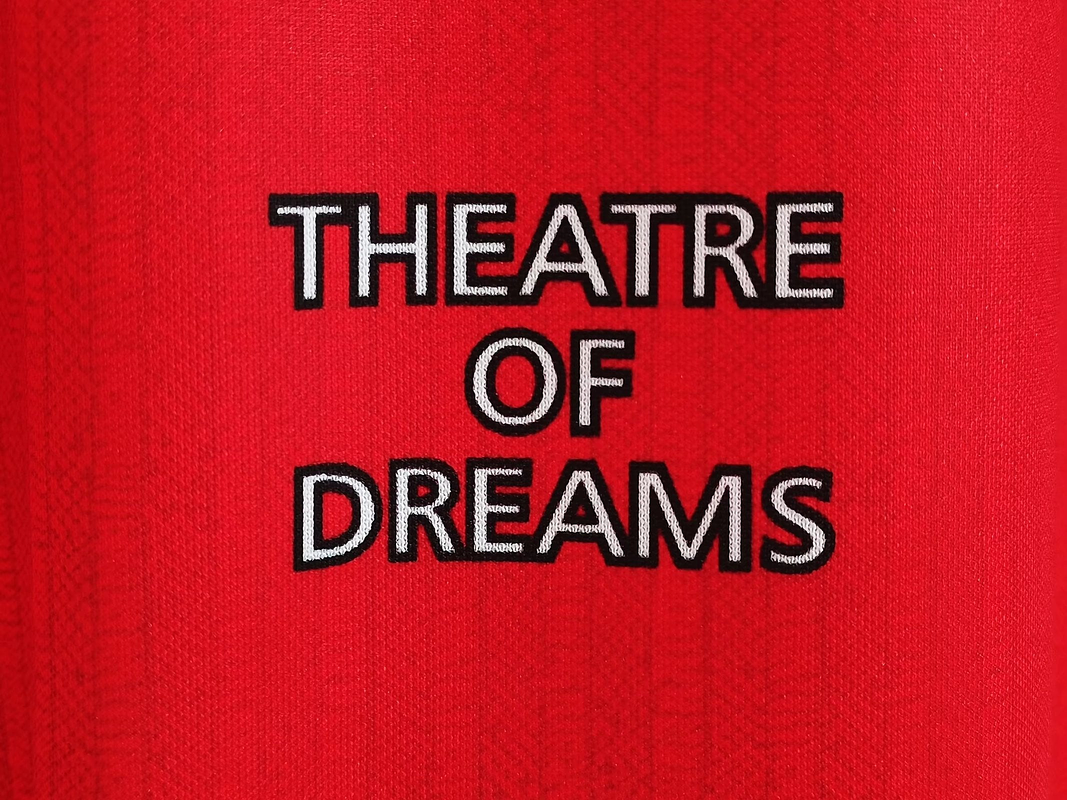 Manchester United 1996/97 (Home Kit - Long Sleeve) 3