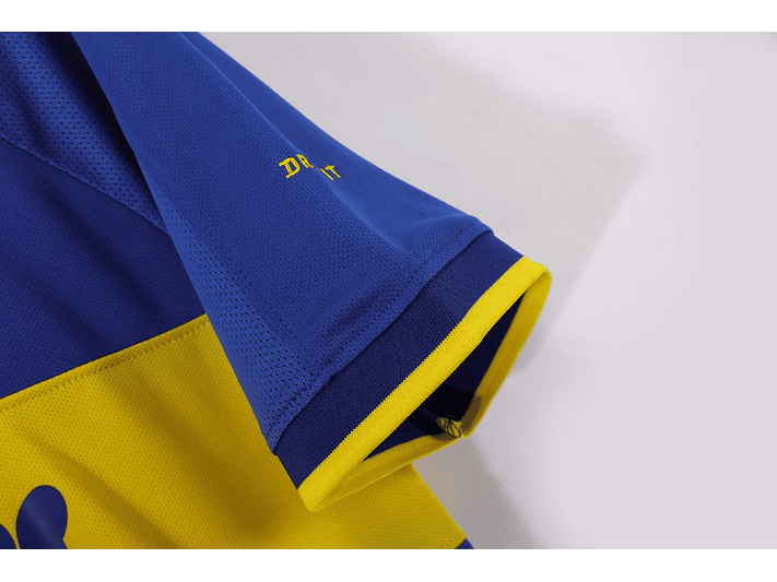 Boca Juniors 2000/01 (Home Kit) 12