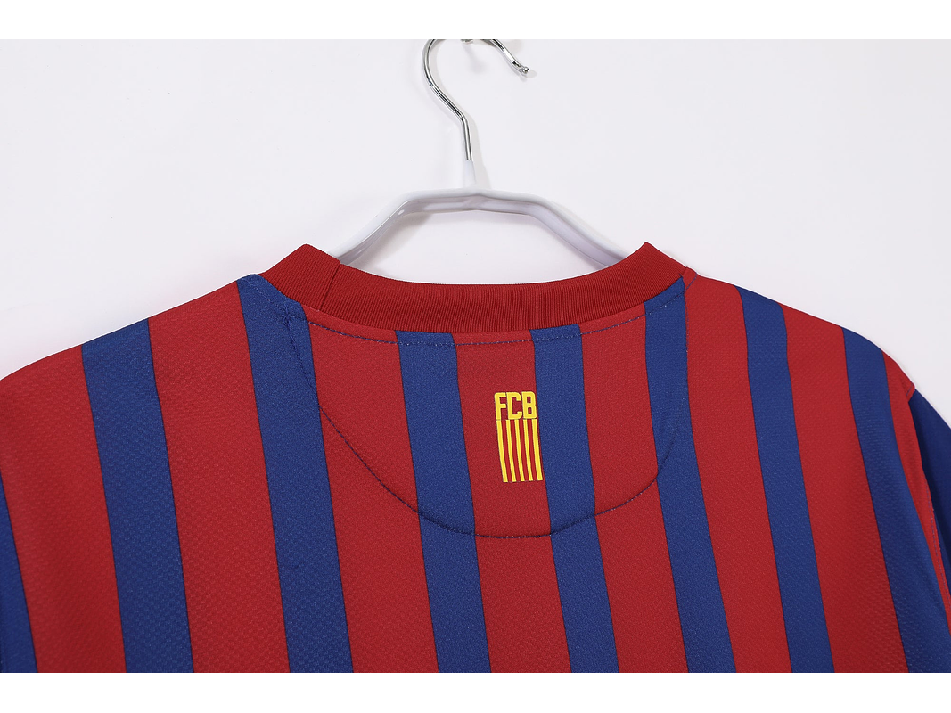 Barcelona 2011/12 (Home Kit) 8