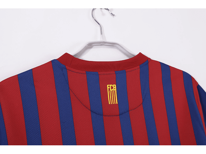 Barcelona 2011/12 (Home Kit) 8