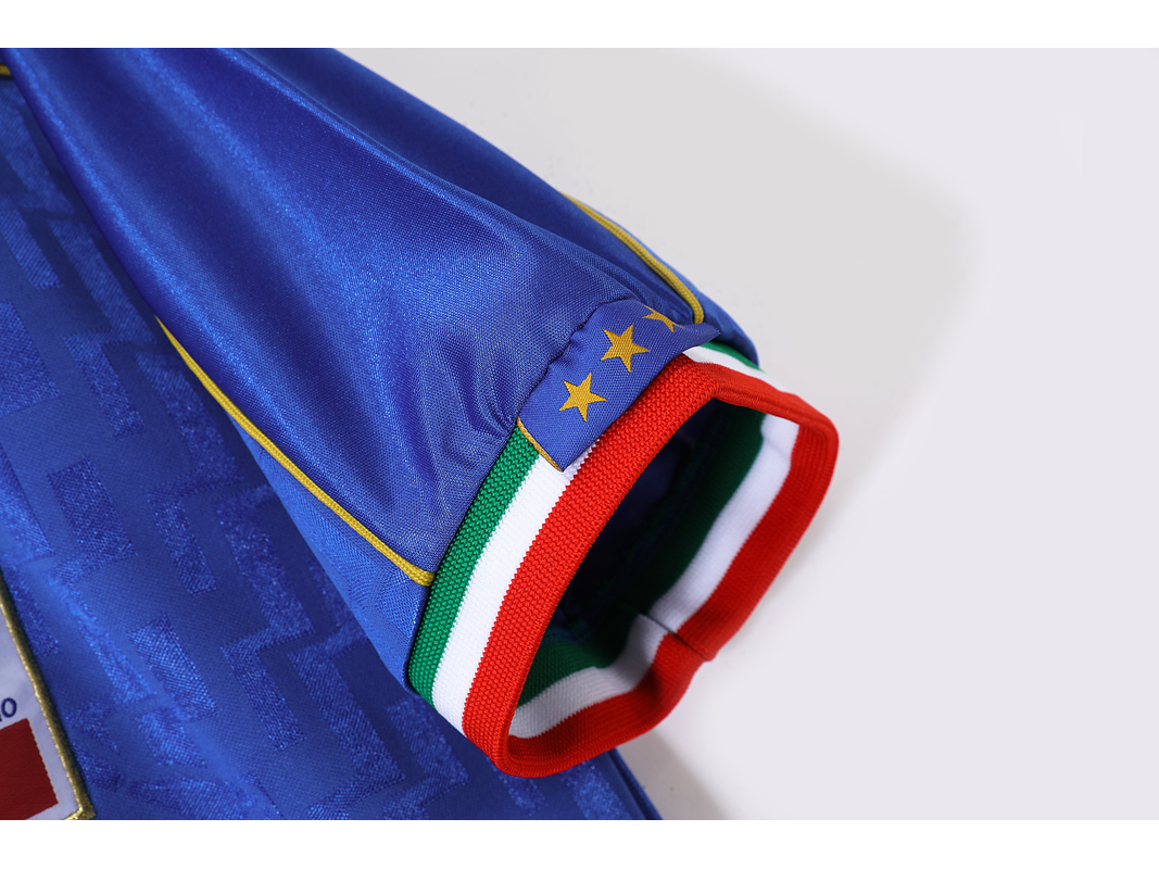 Italia 1995 (Home Kit) 8