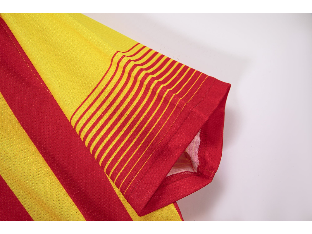 Barcelona 2013/14 (Third Kit) 4