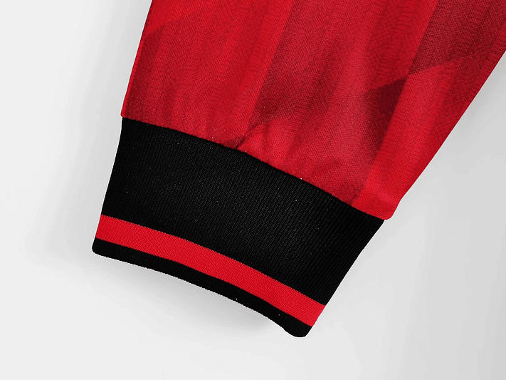 Manchester United 1996/97 (Home Kit - Long Sleeve) 9