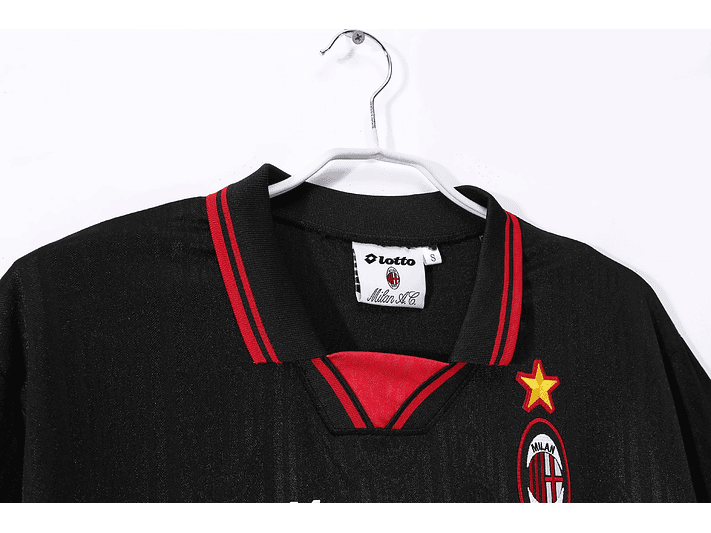 AC Milan 1997/98 (Away Kit) 9