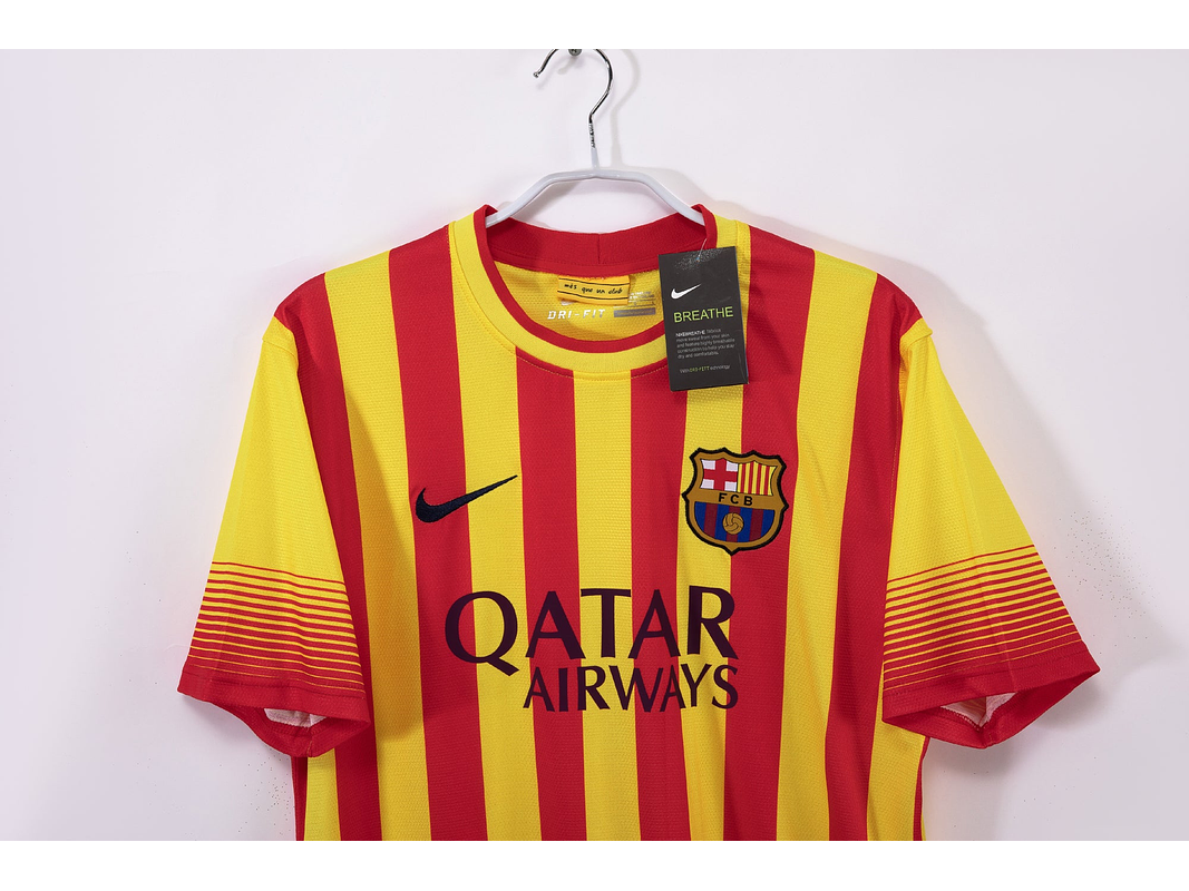 Barcelona 2013/14 (Third Kit) 10