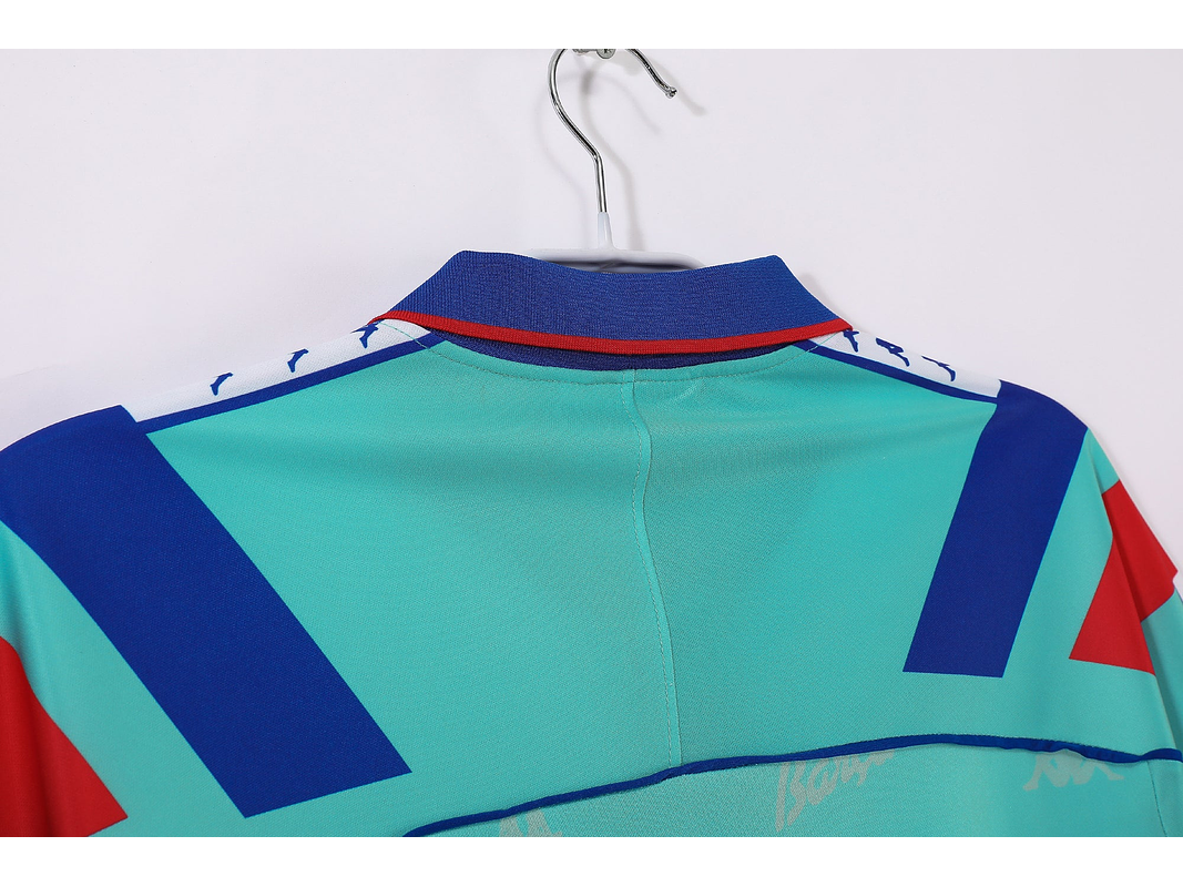Barcelona 1992/95 (Away Kit) 7