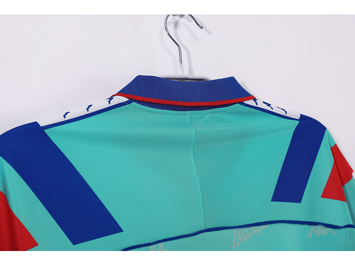 Barcelona 1992/95 (Away Kit) 7