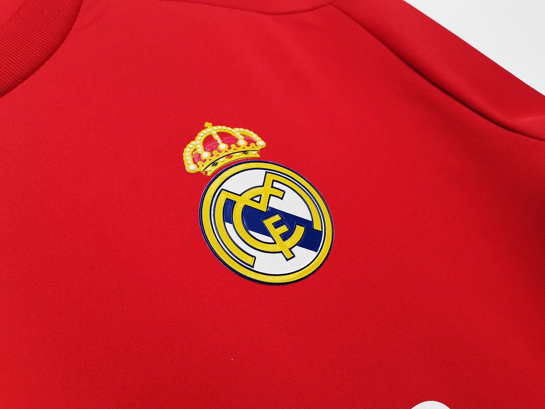 Real Madrid 2011/12 (Third Kit – Long Sleeve) 8