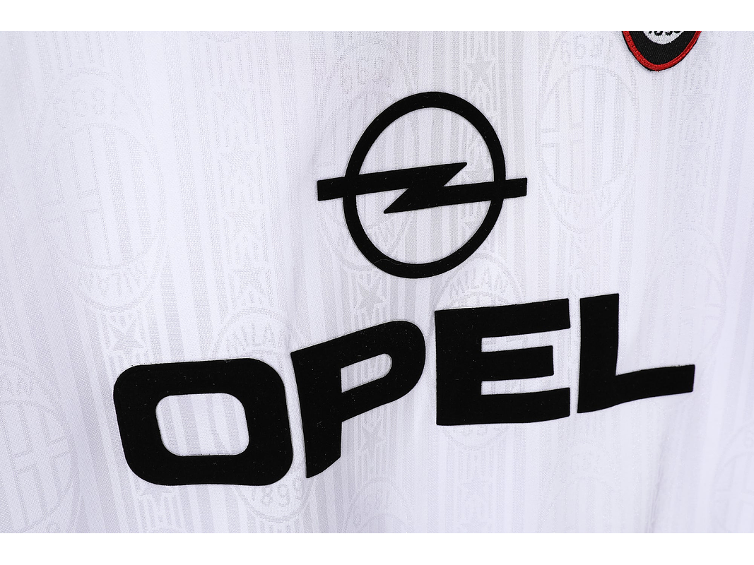 AC Milan 1997/98 (Third Kit - White) 4