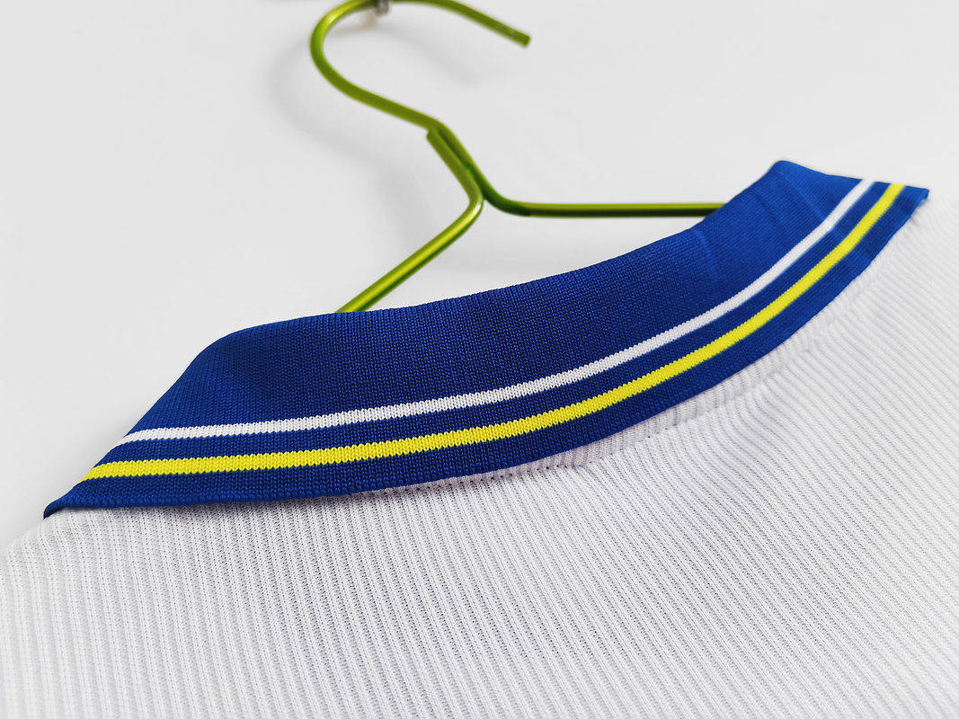 Chelsea 1998/00 (Away Kit) 3