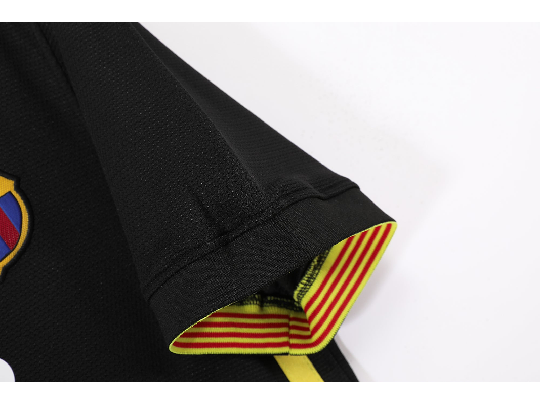 Barcelona 2013/14 (Away Kit) 6