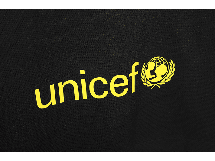 Barcelona 2013/14 (Away Kit) 7