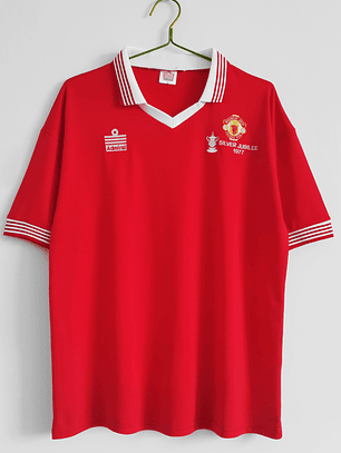 Manchester United 1982/83 (Home Kit)