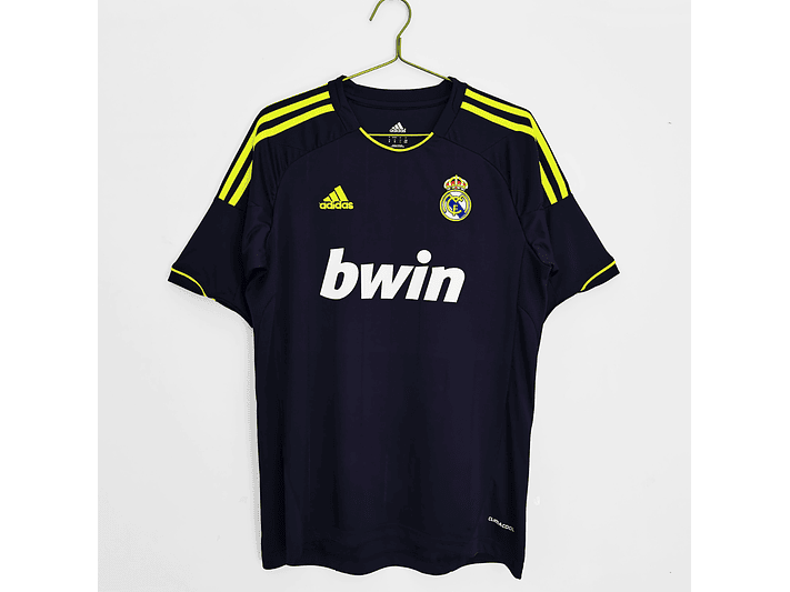 Real Madrid 2012/13 (Away Kit) 1