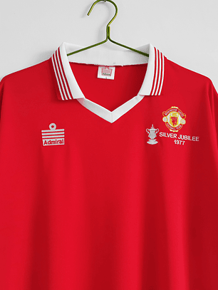 Manchester United 1982/83 (Home Kit)