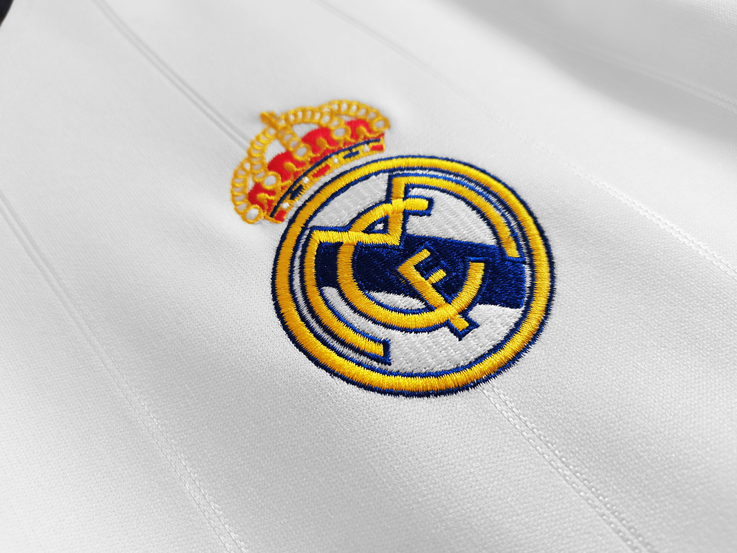 Real Madrid 2012/13 (Home Kit) 6