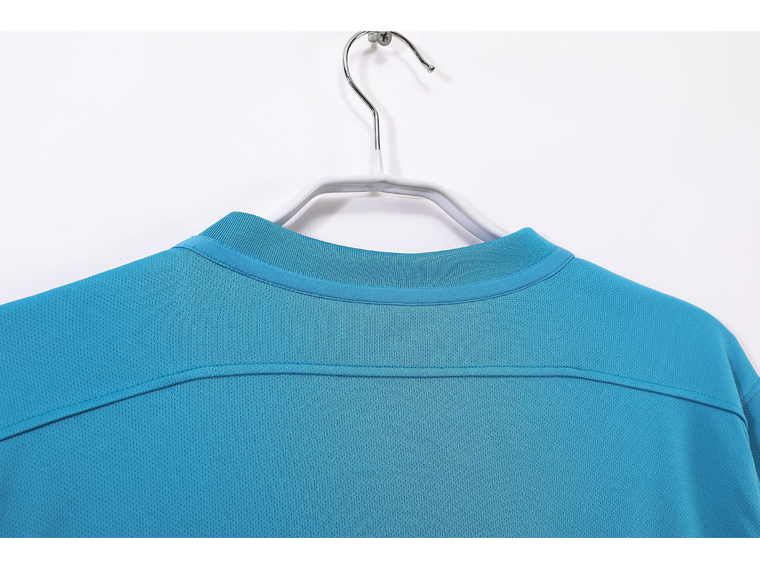 Barcelona 2015/16 (Third Kit) 8