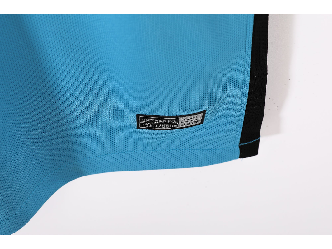 Barcelona 2015/16 (Third Kit) 11