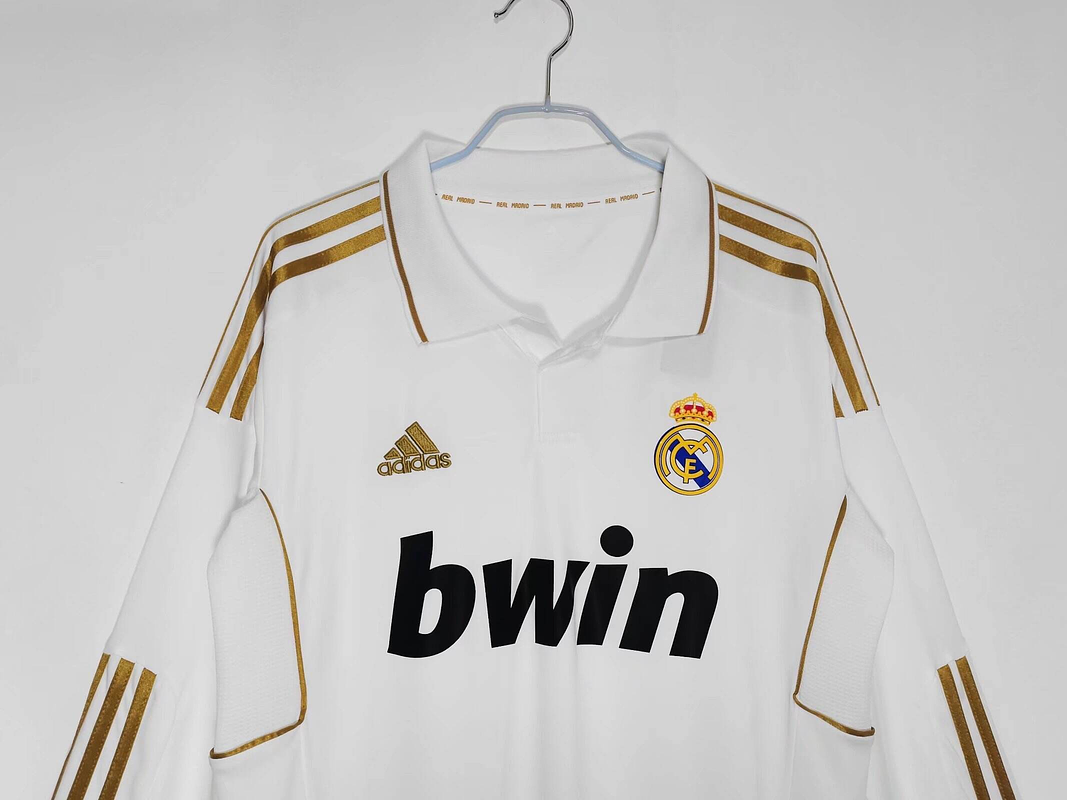 Real Madrid 2011/12 (Home Kit – Long Sleeve) 2