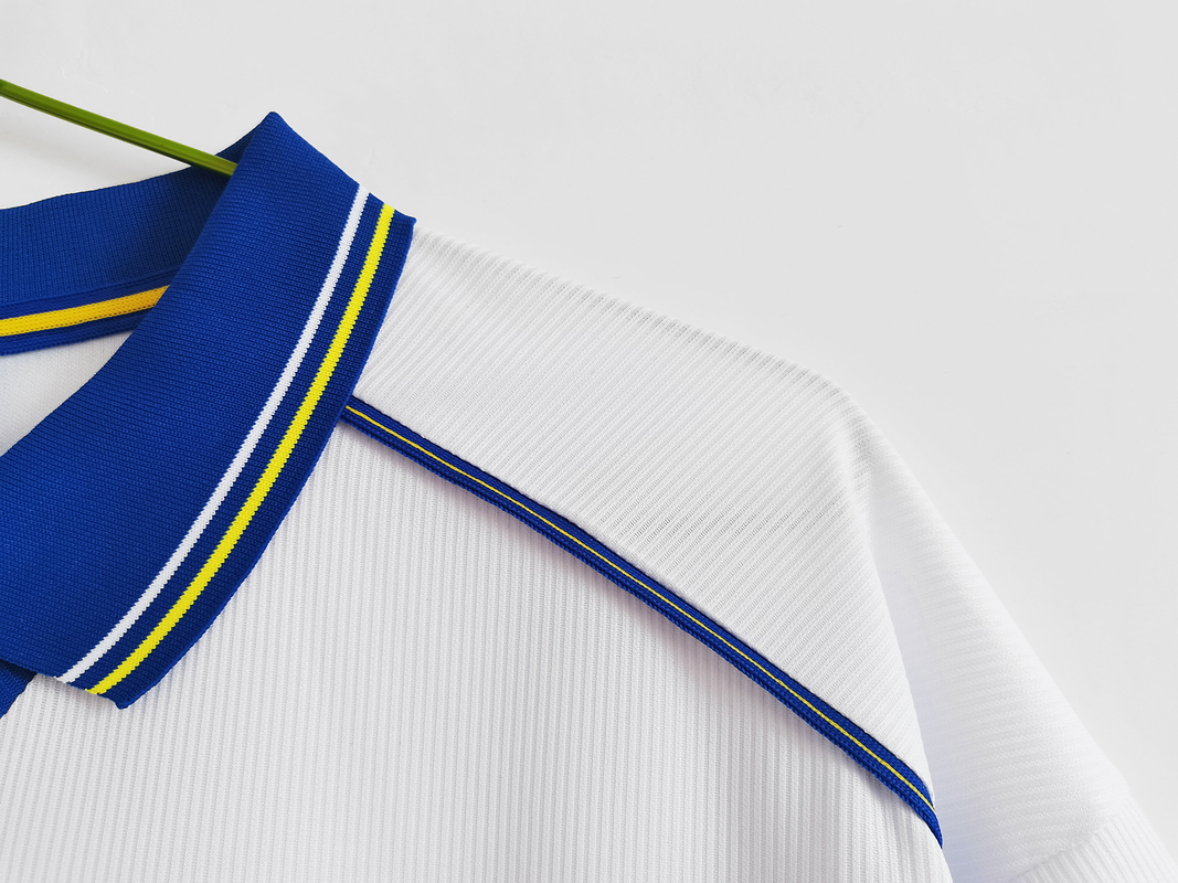 Chelsea 1998/00 (Away Kit) 10