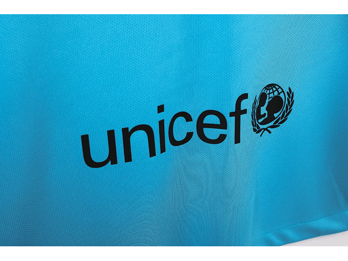 Barcelona 2015/16 (Third Kit) 12