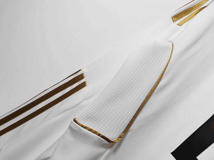 Real Madrid 2011/12 (Home Kit – Long Sleeve) 9