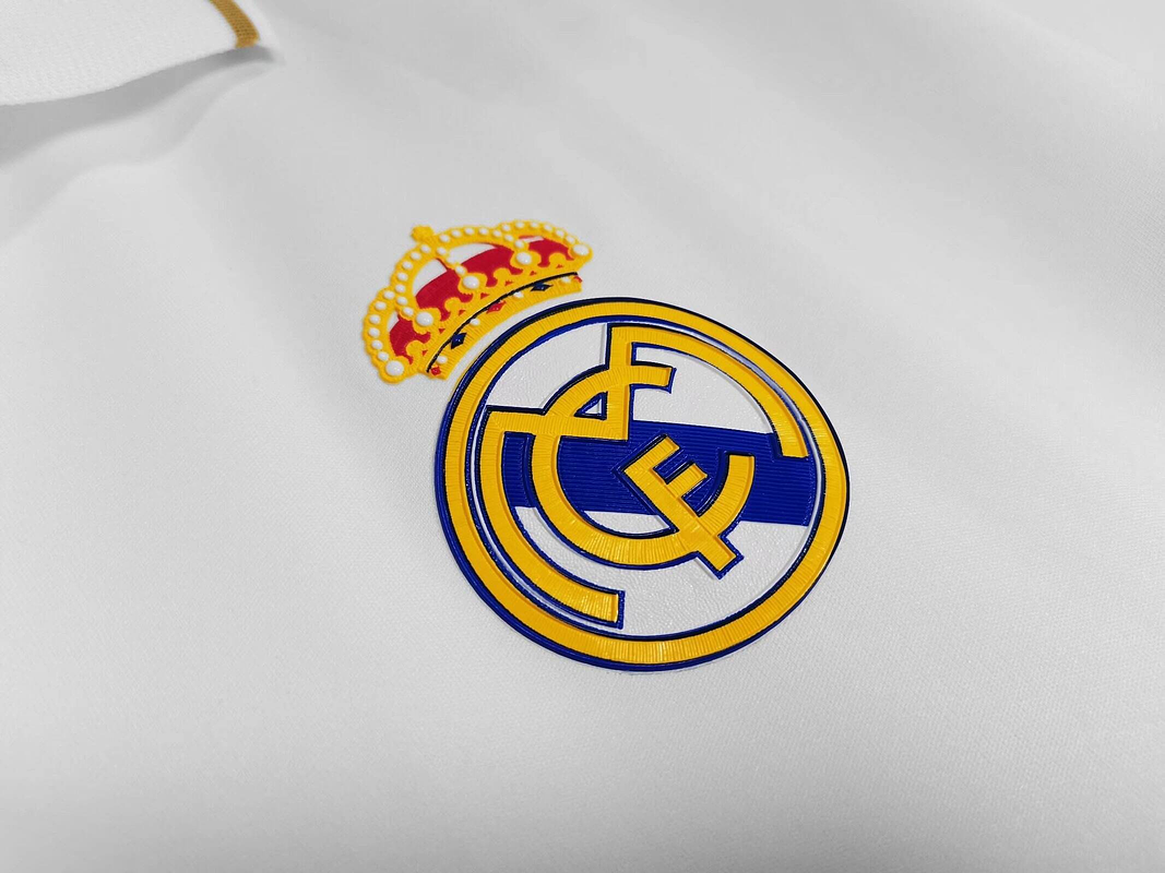 Real Madrid 2011/12 (Home Kit – Long Sleeve) 11