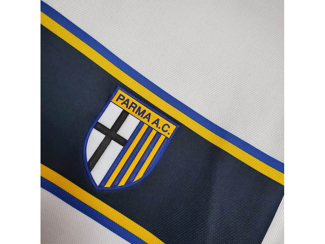 Parma 2002/03 (Away Kit) 7