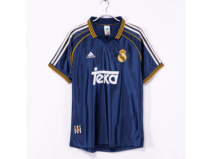 Real Madrid 1998/00 (Away Kit) 1