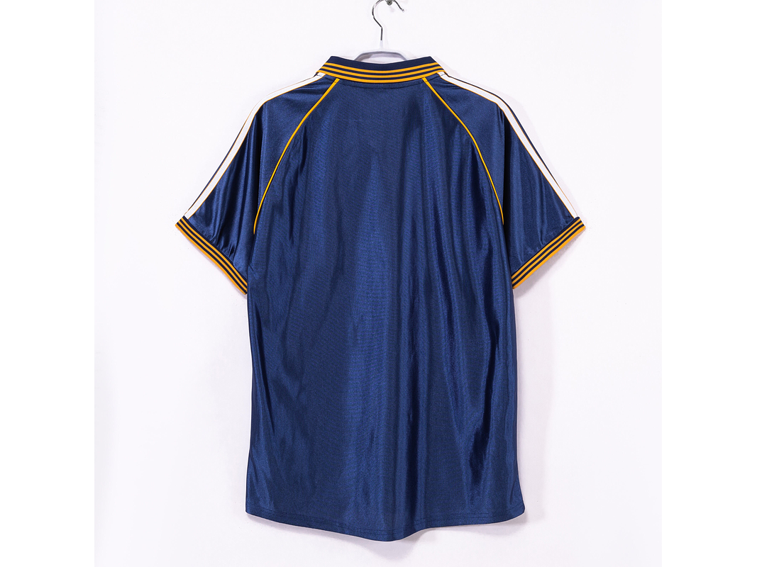 Real Madrid 1998/00 (Away Kit) 3