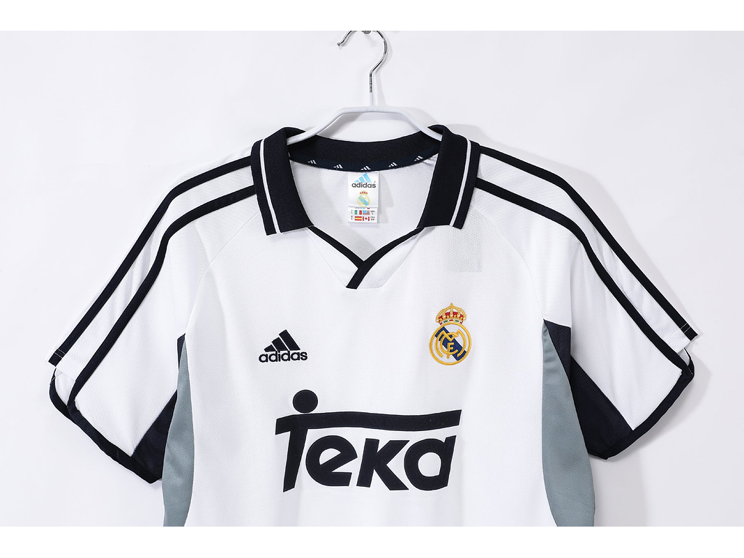 Real Madrid 2000/01 (Home Kit) 2