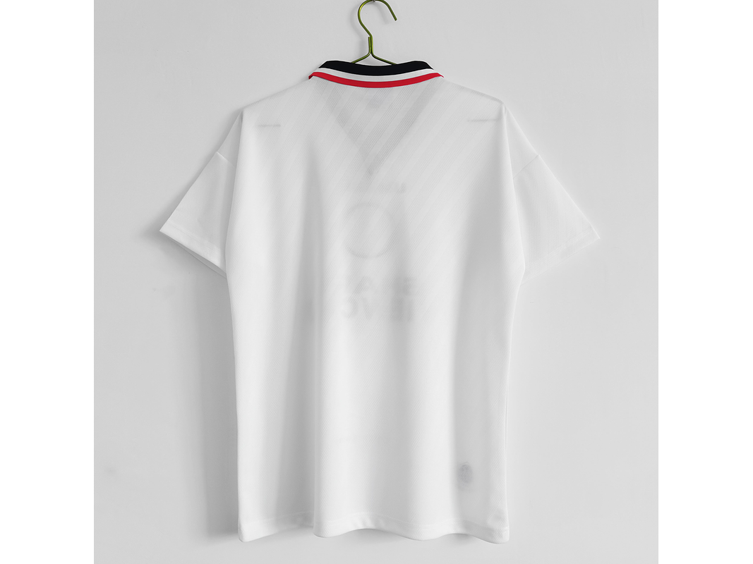 Manchester United 1996/97 (Away Kit) 8